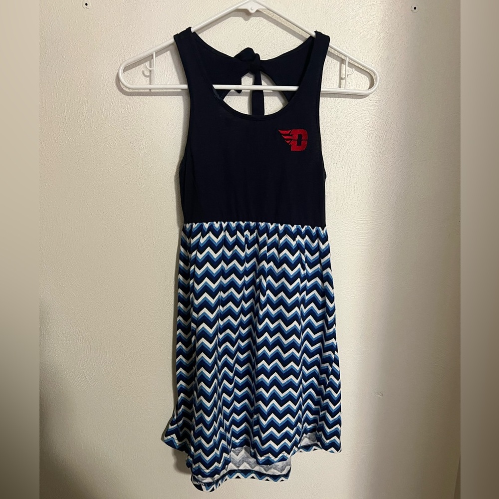 COLOSSEUM University of Daytonβ Flyers Open Back Summer Dress Blue Red Girls XL